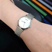 Armbanduhr Bering Dame Classic Collection in Stahl 13426-000 - 13426-000